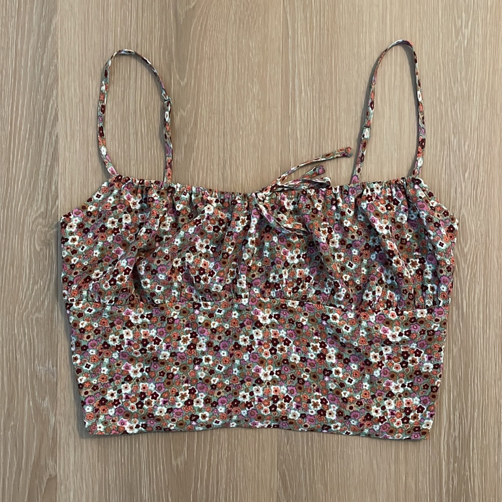 Aritzia Sunday Best Crop Spaghetti Strap Top